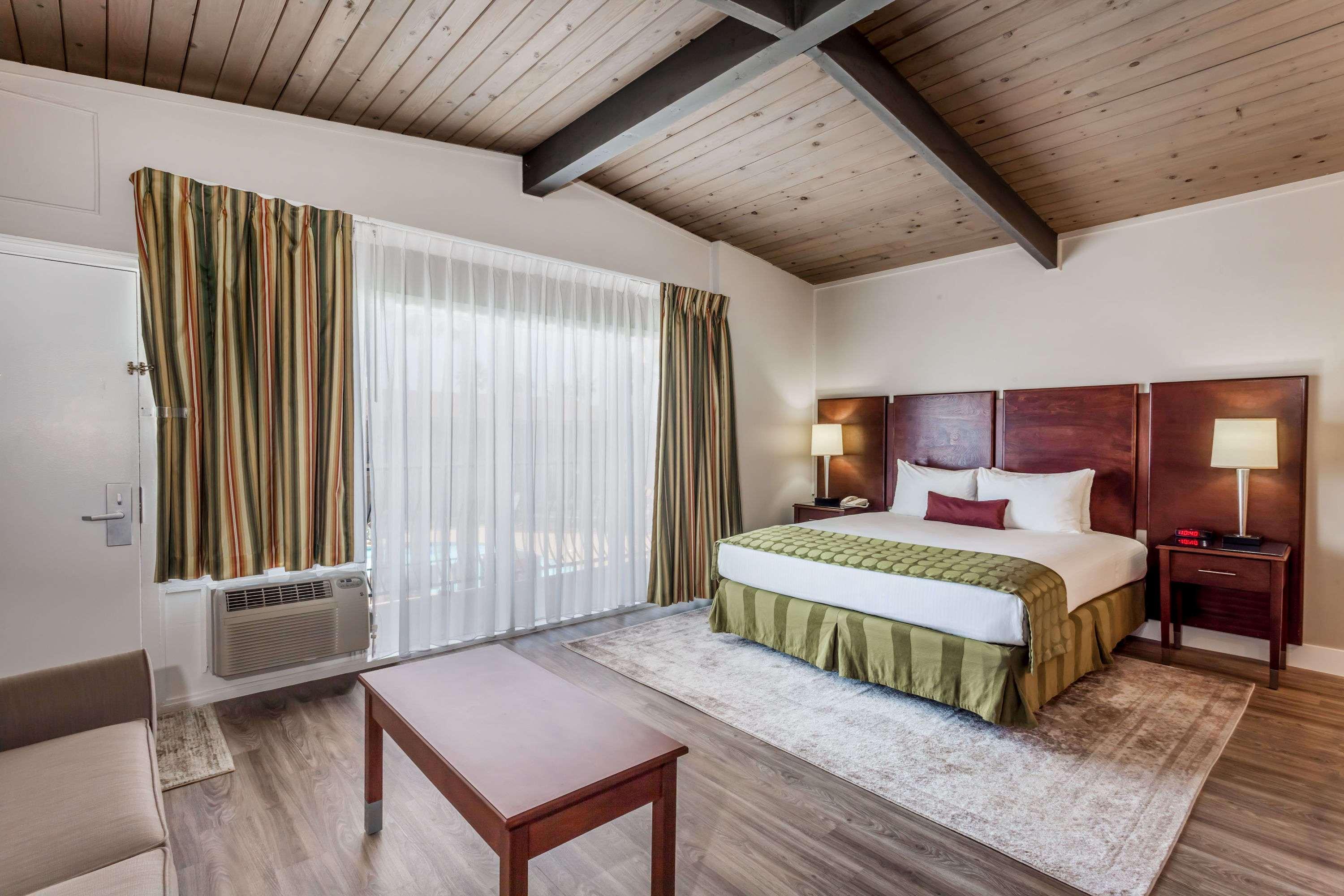 Ramada By Wyndham North & Conference Center 3* San Diego